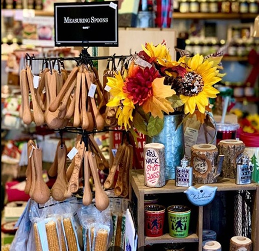 Laniers General Store Pigeon Forge TN featuring local Smoky Mountain Crafts and antiques.